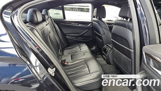 BMW 5-Series 523d M Sport