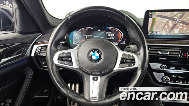 BMW 5-Series 523d M Sport