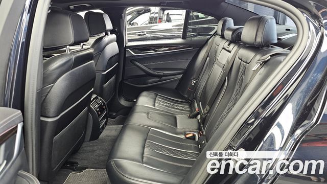 BMW 5-Series 523d M Sport