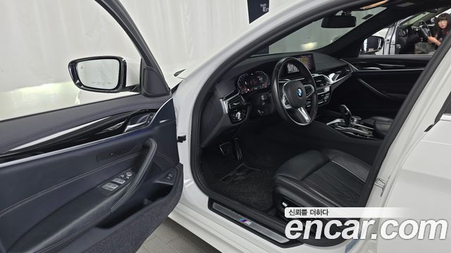 BMW 5-Series 530i xDrive M Sport Package Plus