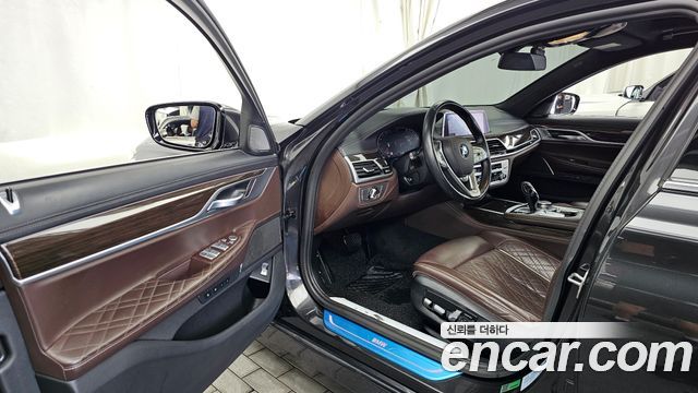 BMW 7-Series 730d xDrive Design Pure Excellence