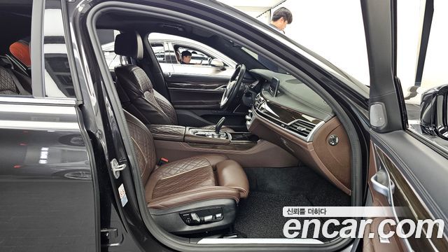BMW 7-Series 730d xDrive Design Pure Excellence