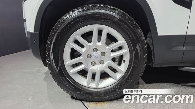 Land Rover Defender 110 D250 S
