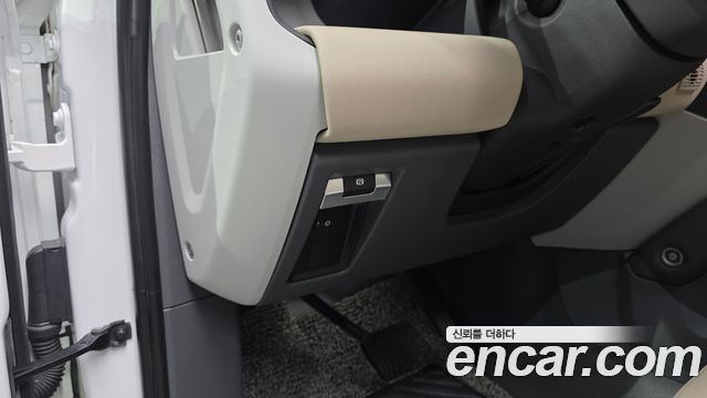 Land Rover Defender 110 D250 S