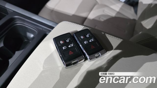 Land Rover Defender 110 D250 S
