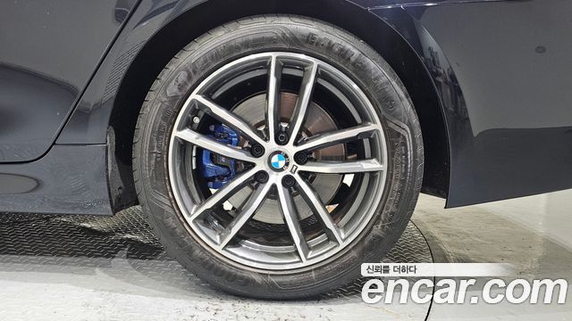BMW 5-Series 520i M Sport