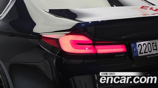 BMW 5-Series 520i M Sport