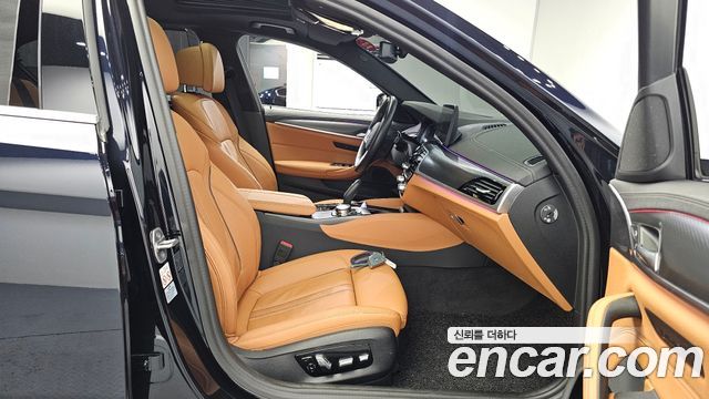 BMW 5-Series 520i M Sport