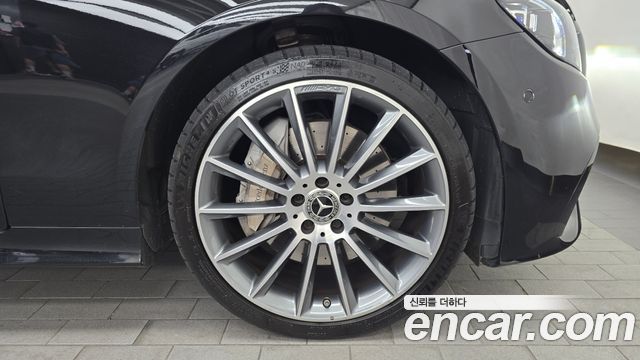 Mercedes-Benz E-Class E450 4MATIC Cabriolet