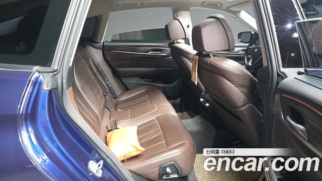 BMW Gran Turismo 640i xDrive Luxury