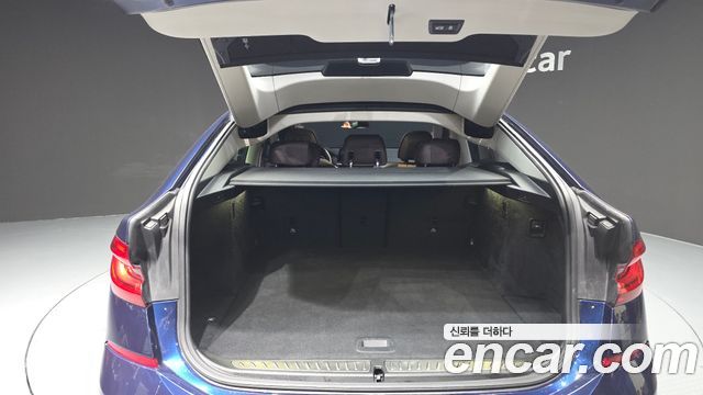 BMW Gran Turismo 640i xDrive Luxury