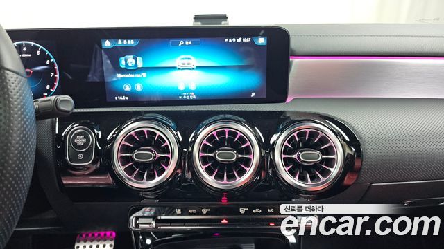 Mercedes-Benz CLA-Class CLA250 4MATIC