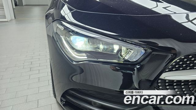 Mercedes-Benz CLA-Class CLA250 4MATIC