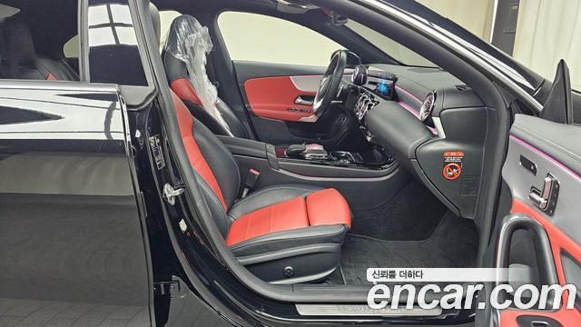 Mercedes-Benz CLA-Class CLA250 4MATIC