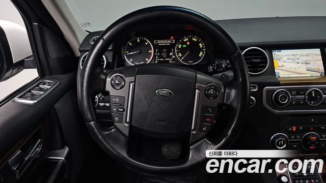 Land Rover Discovery 3.0 SDV6 SE