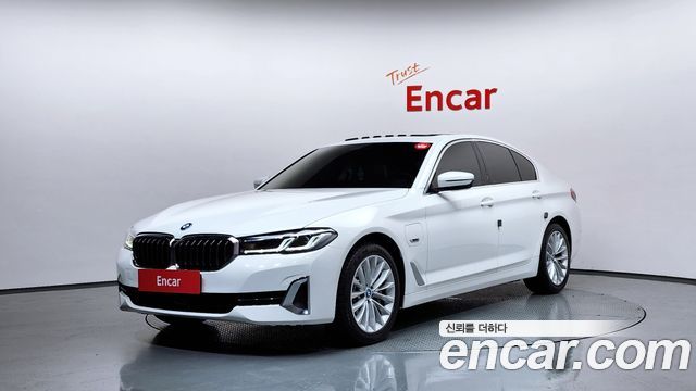 BMW 5-Series 530e Luxury