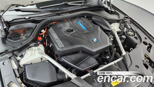 BMW 5-Series 530e Luxury