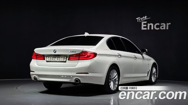 BMW 5-Series 520d Luxury Plus
