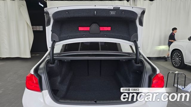 BMW 5-Series 520d Luxury Plus