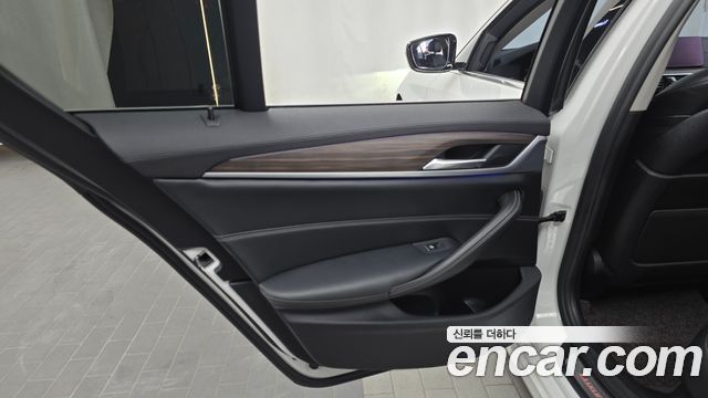 BMW 5-Series 520d Luxury Plus