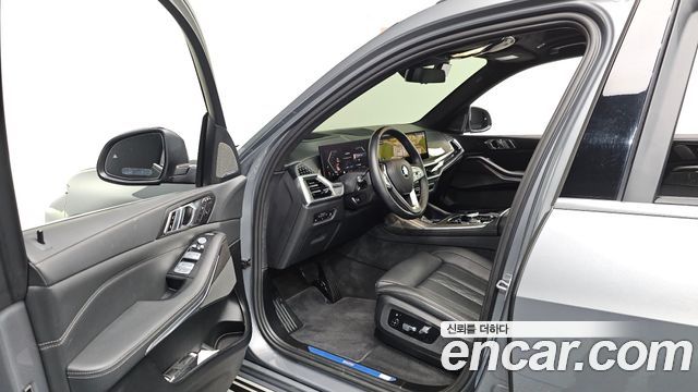 BMW X7 xDrive 40i Design Pure Excellence 6-Seater