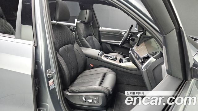 BMW X7 xDrive 40i Design Pure Excellence 6-Seater