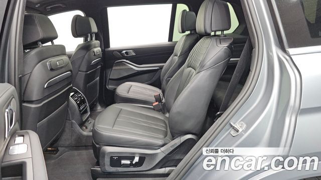 BMW X7 xDrive 40i Design Pure Excellence 6-Seater
