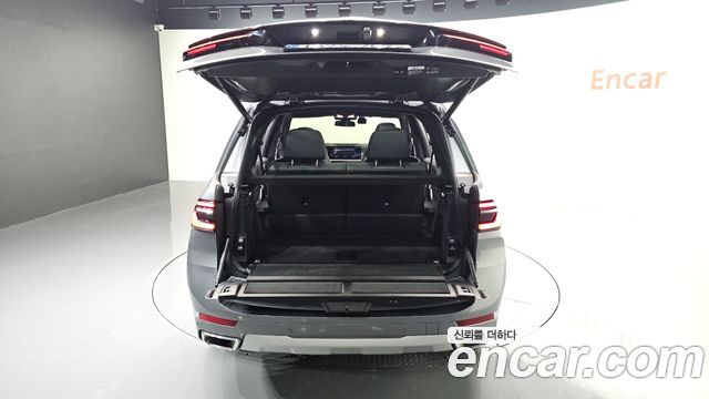 BMW X7 xDrive 40i Design Pure Excellence 6-Seater