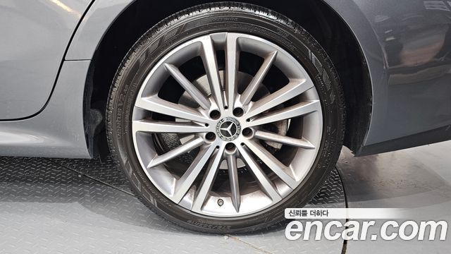 Mercedes-Benz CLS-Class CLS400d 4MATIC