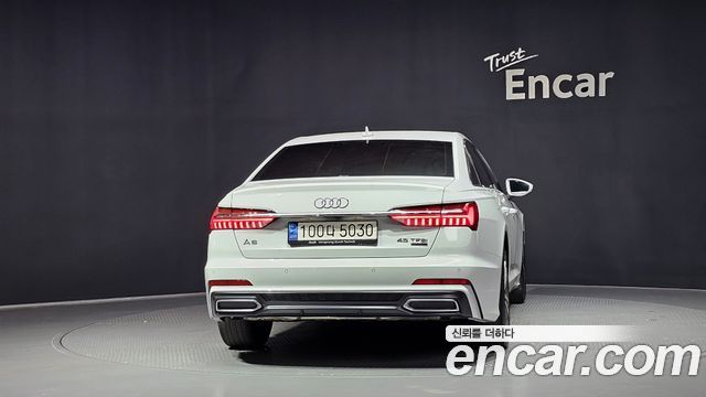 Audi A6 45 TFSI Quattro Premium