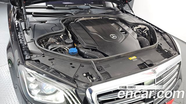 Mercedes-Benz S-Class S560L 4MATIC