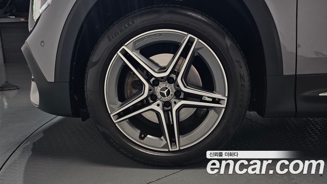 Mercedes-Benz GLB-Class GLB250 4MATIC