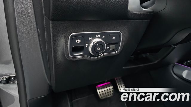 Mercedes-Benz GLB-Class GLB250 4MATIC