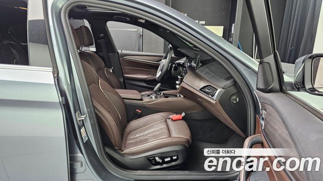 BMW 5-Series 520d M Sport Package Plus
