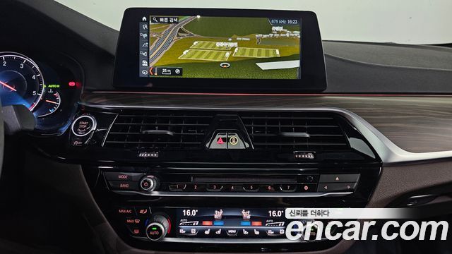 BMW 5-Series 520d M Sport Package Plus