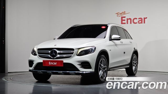 Mercedes-Benz GLC-Class GLC350e 4MATIC AMG Line