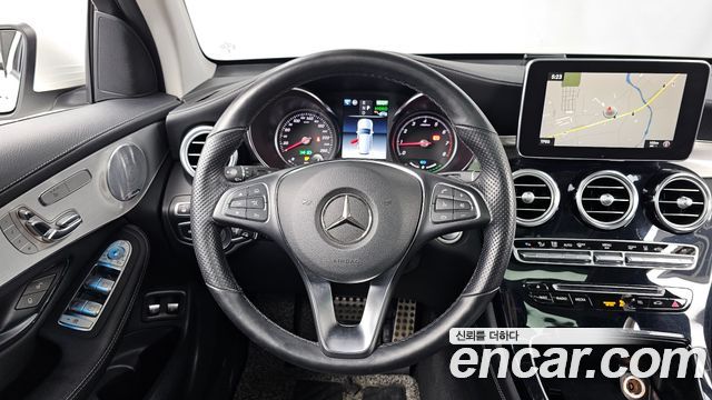Mercedes-Benz GLC-Class GLC350e 4MATIC AMG Line