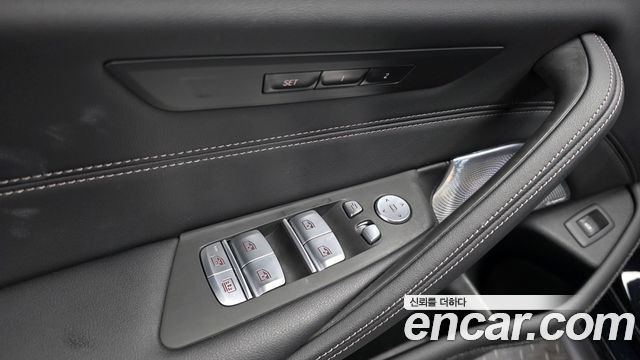 BMW 5-Series 523d M Sport