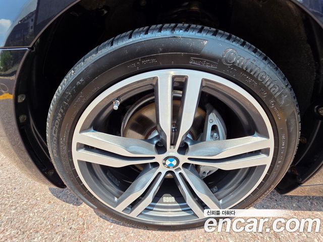 BMW 7-Series 740Li xDrive M Sport Package