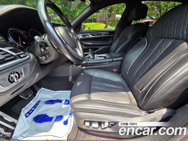 BMW 7-Series 740Li xDrive M Sport Package