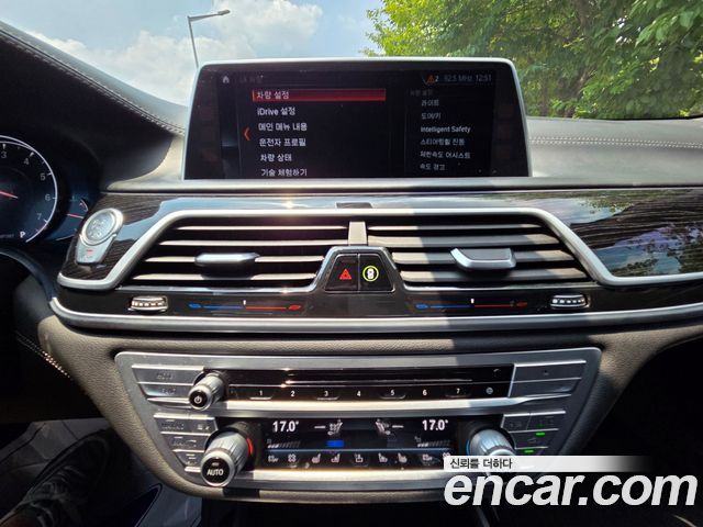 BMW 7-Series 740Li xDrive M Sport Package