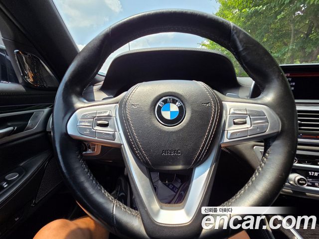 BMW 7-Series 740Li xDrive M Sport Package