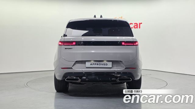 Land Rover Range Rover Sport P550E Dynamic HSE