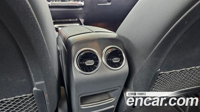 Mercedes-Benz GLB-Class AMG GLB35 4MATIC