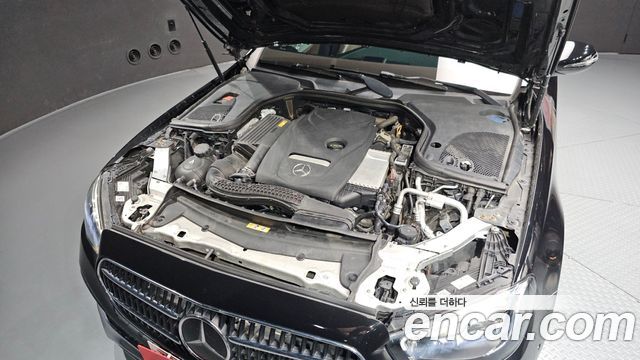 Mercedes-Benz E-Class E250 Avantgarde