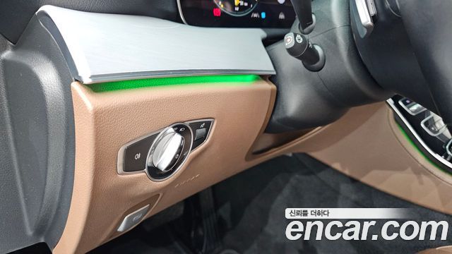 Mercedes-Benz E-Class E250 Avantgarde