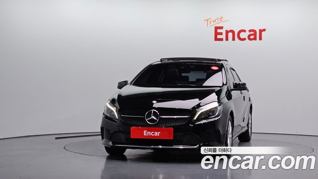 Mercedes-Benz A-Class A200