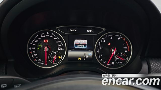 Mercedes-Benz A-Class A200