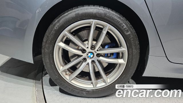 BMW 5-Series 530i M Sport Package