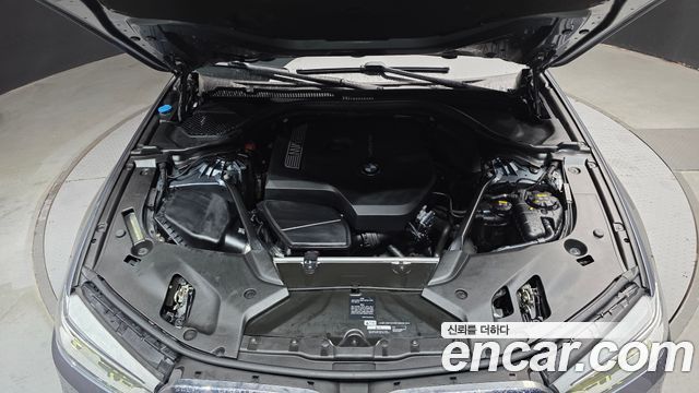 BMW 5-Series 530i M Sport Package